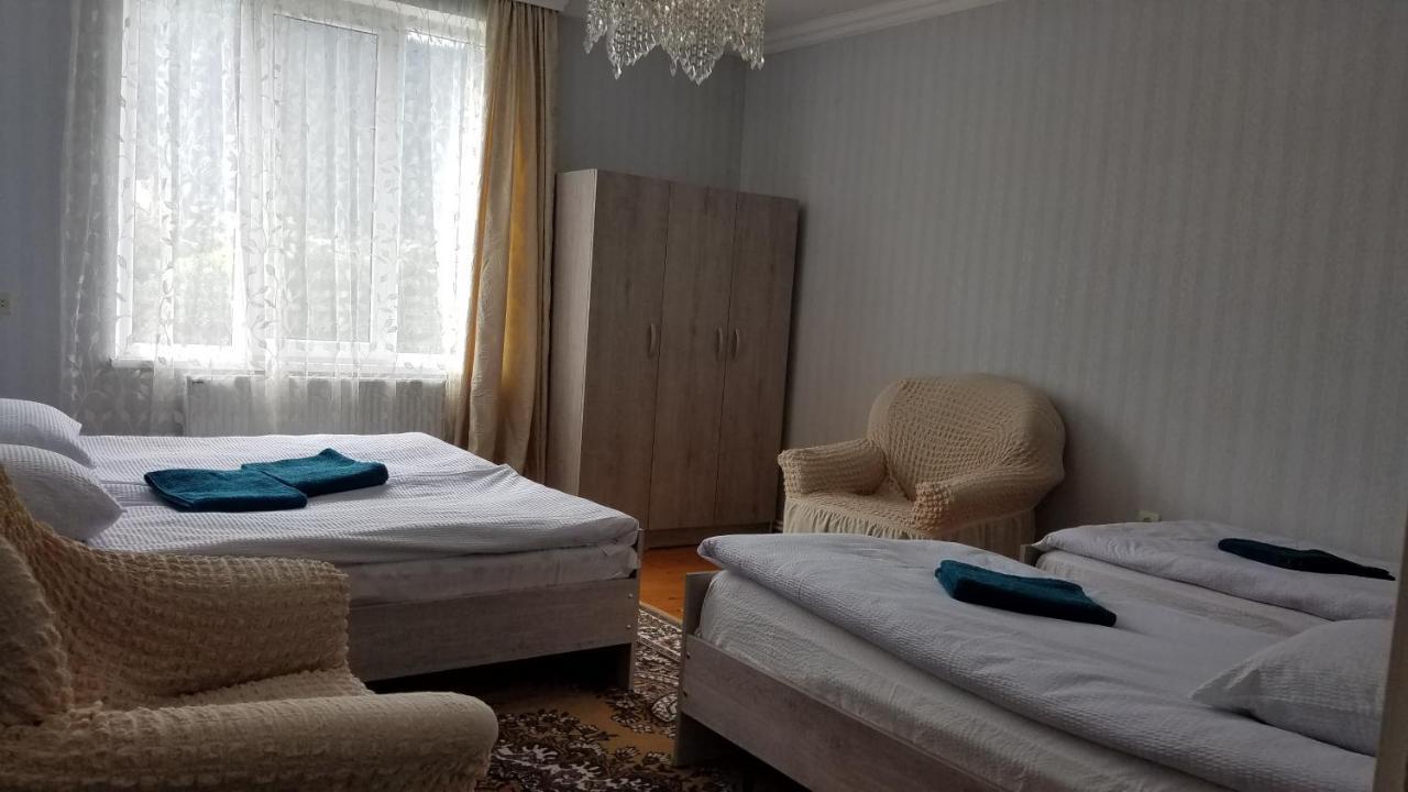Guest House Green Rose Borjomi Exterior photo